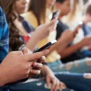TICs ¿Convivencia inevitable? <br>Etapa Adolescencia <br>Webinar
